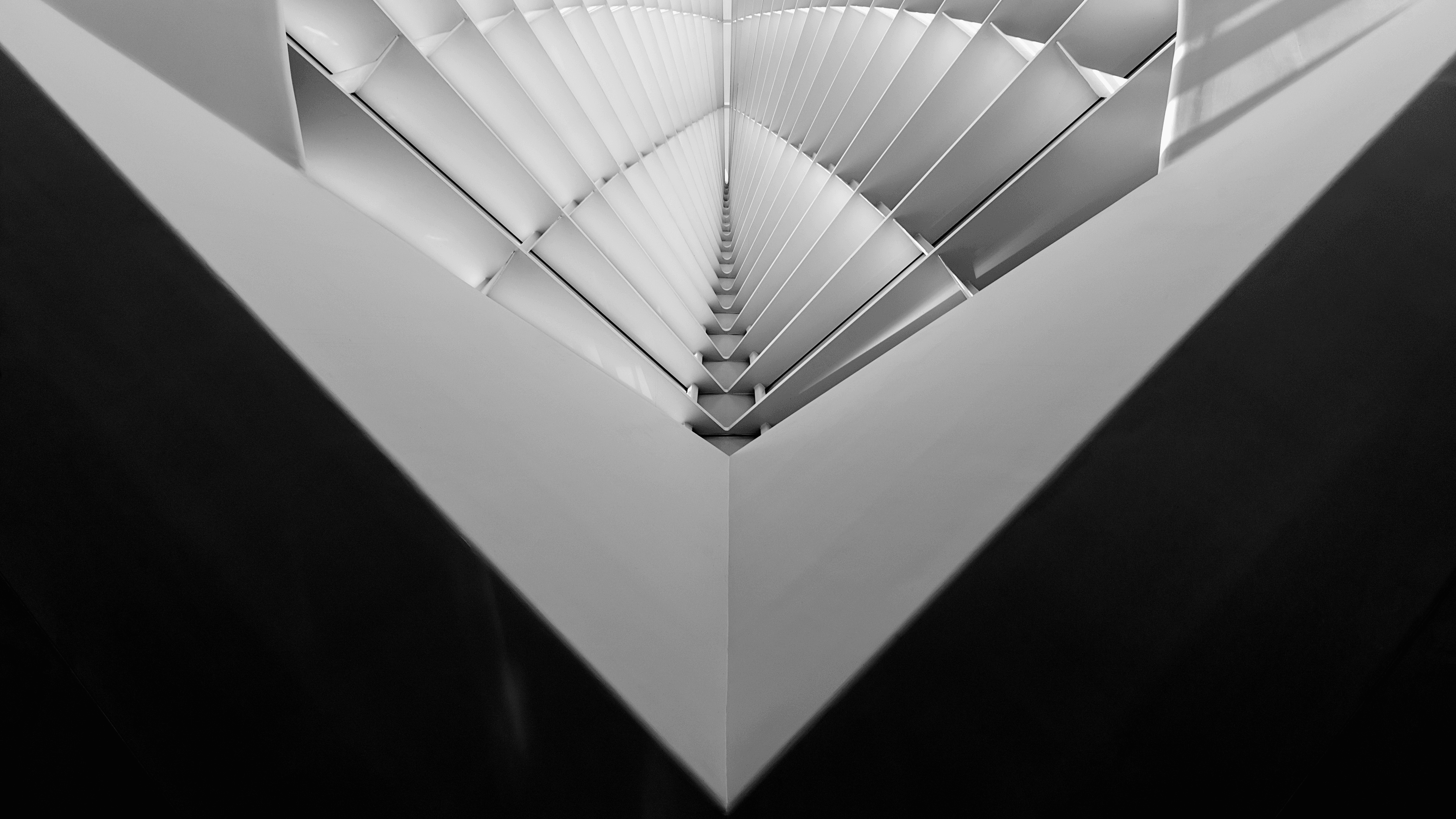 Milwaukee Art Museum 3bw